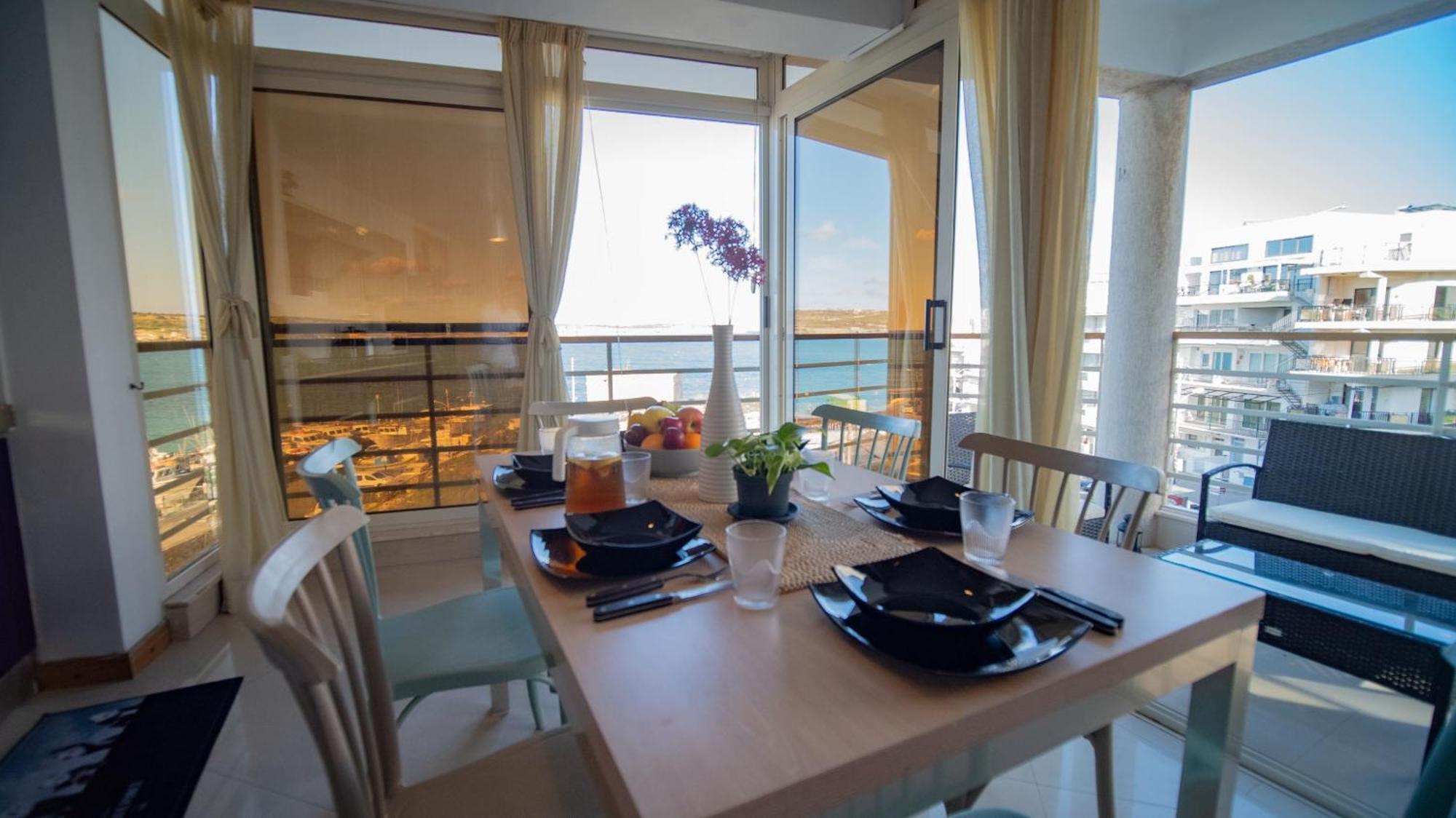 Mellieha Bay 3 Bedroom Apartment "Coastal Comfort" Exteriör bild